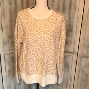 Time and Tru oversized crewneck